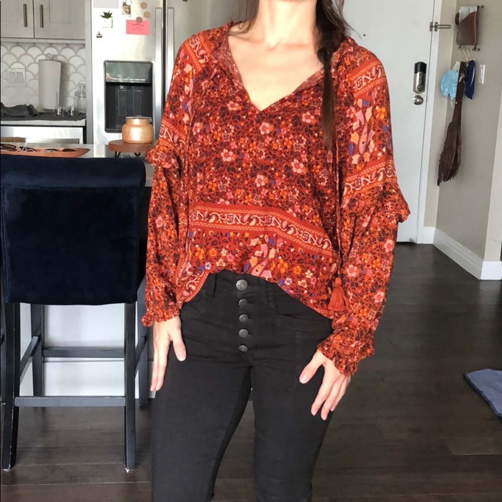 American Eagle peasant blouse